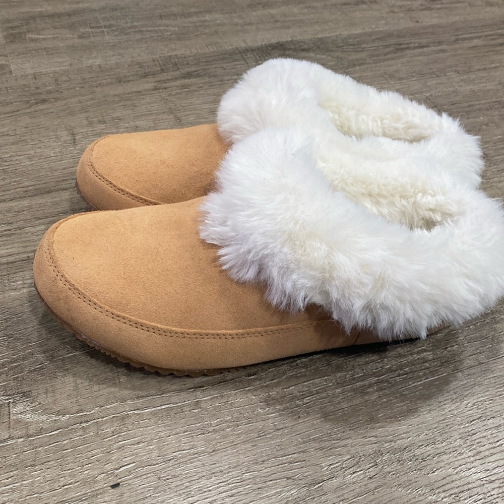 Sorel slippers